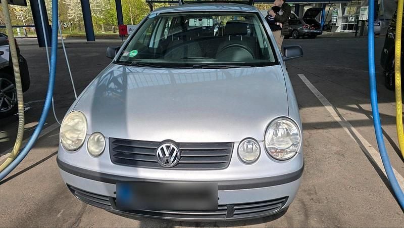 Usata VW Polo 54 CV (39 kW) 2004 Argento Utilitaria