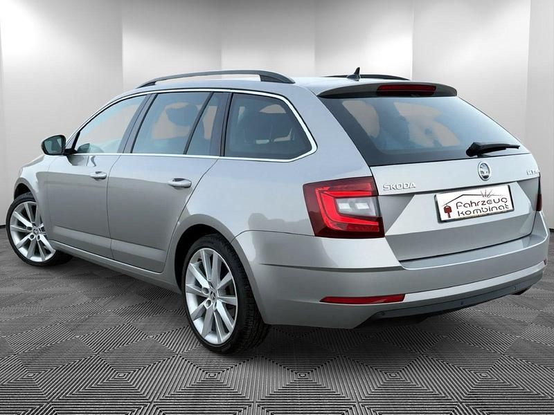 Gebraucht Skoda Octavia Style 116 PS (85 kW) 2017 Braun Kombi