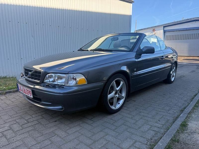 Second-hand Volvo C70 200 CP (147 kW) 2003 Gri Cabrio