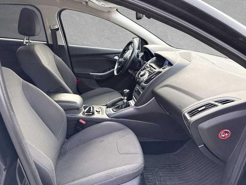 Gebraucht Ford Focus ST 250 PS (183 kW) 2013 Weiß Kombi