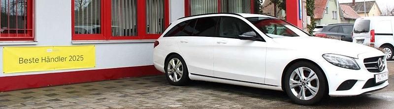 Gebraucht Mercedes C220 Avantgarde 194 PS (142 kW) 2018 Polarweiss  unilack Kombi