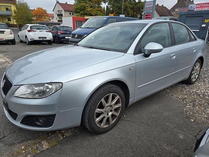 Grau Gebraucht 2009 Seat Exeo Style Limousine | 2.000 € (Superpreis) - Bild 1/4