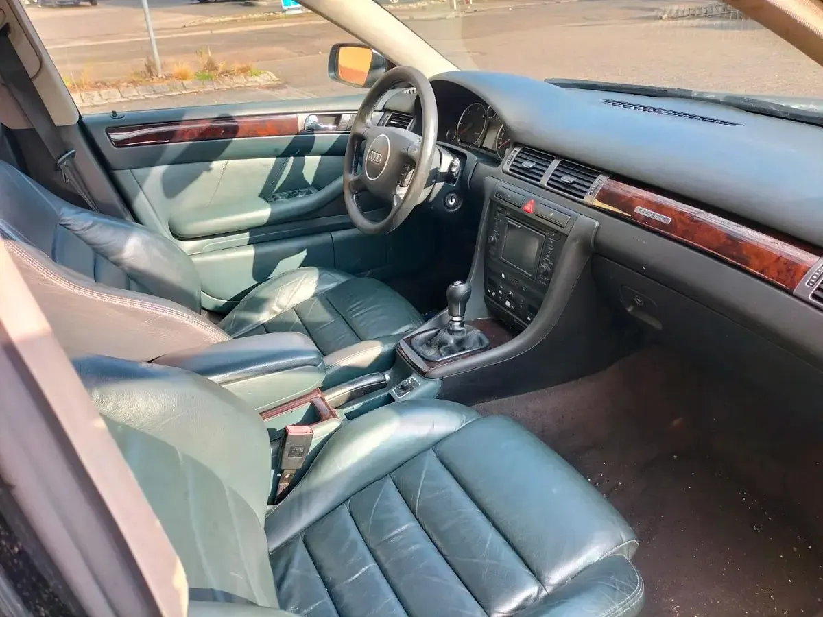 Gebraucht Audi A6 131 PS (96 kW) 2004 Grau Limousine