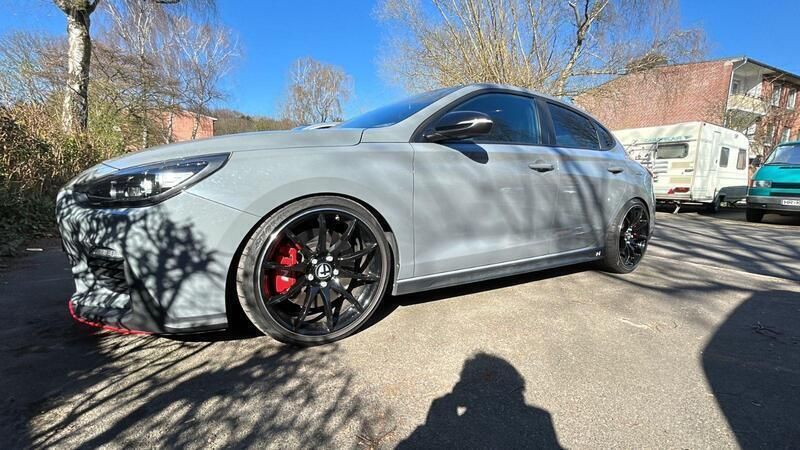 Grau Gebraucht 2019 Hyundai i30 N Performance Limousine | 19.500 € (Guter Preis) - Bild 1/4