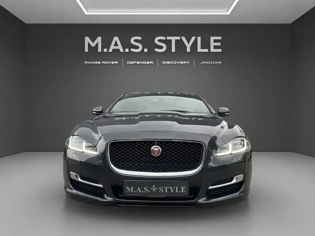 Gebraucht Jaguar XJ R-Sport 340 PS (250 kW) 2017 Storm grey Limousine