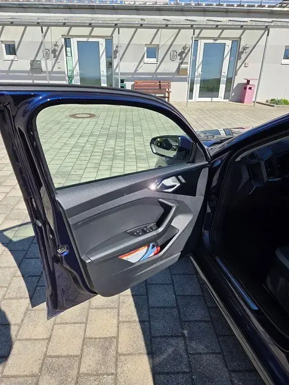 Second-hand Audi A1 Sport 110 CP (80 kW) 2024 Albastru SUV