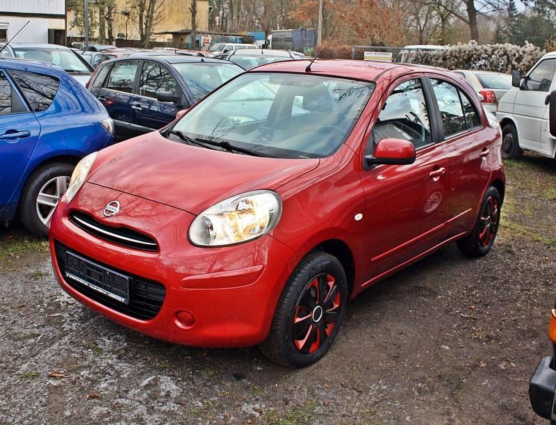 Gebraucht Nissan Micra Acenta 80 PS (58 kW) 2011 Rot Kleinwagen
