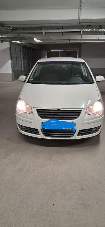 Weiß Gebraucht 2009 VW Polo United Kleinwagen | 1.500 € (Superpreis) - Bild 1/4