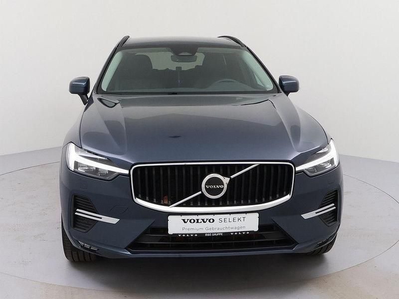 Gebraucht Volvo XC60 Core 197 PS (144 kW) 2023 Denim blue SUV