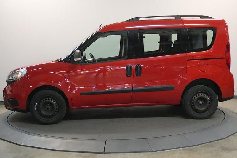 Gebraucht Fiat Doblò Pop 90 PS (66 kW) 2015 Rot Van / Kleinbus