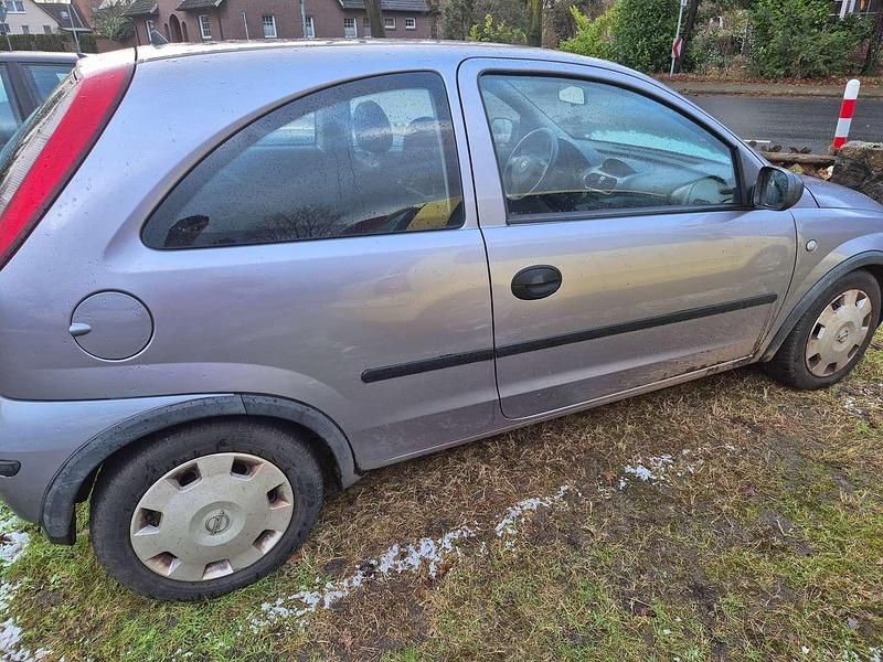 Gebraucht Opel Corsa Sport 60 PS (44 kW) 2005 Silber Limousine