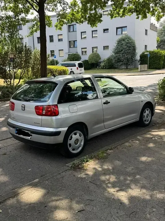 Gebraucht Seat Ibiza 60 PS (44 kW) 2001 Silber Kleinwagen