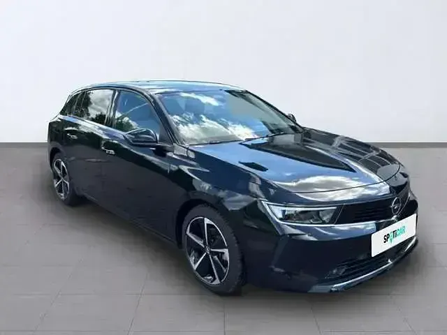 Usata Opel Astra Elegance 131 CV (96 kW) 2022 Nero Utilitaria