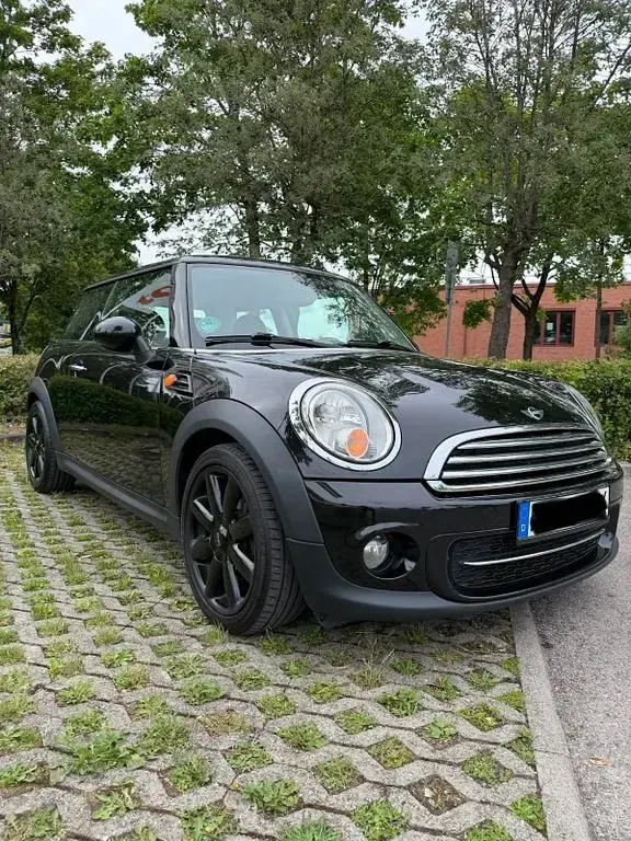 Gebraucht Mini Cooper D 111 PS (81 kW) 2011 Schwarz Kleinwagen