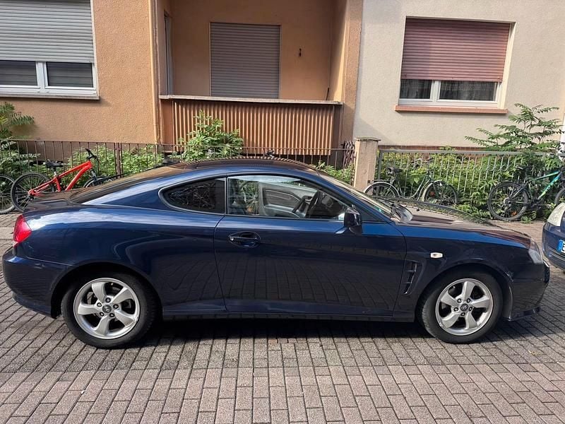 Blau Gebraucht 2007 Hyundai Tiburon Coupé | 6.000 € - Bild 1/4