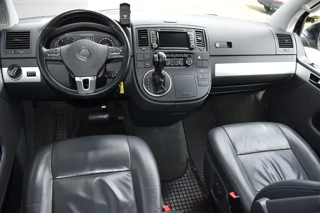 Gebraucht VW Multivan Highline 179 PS (131 kW) 2013 Schwarz Van / Kleinbus