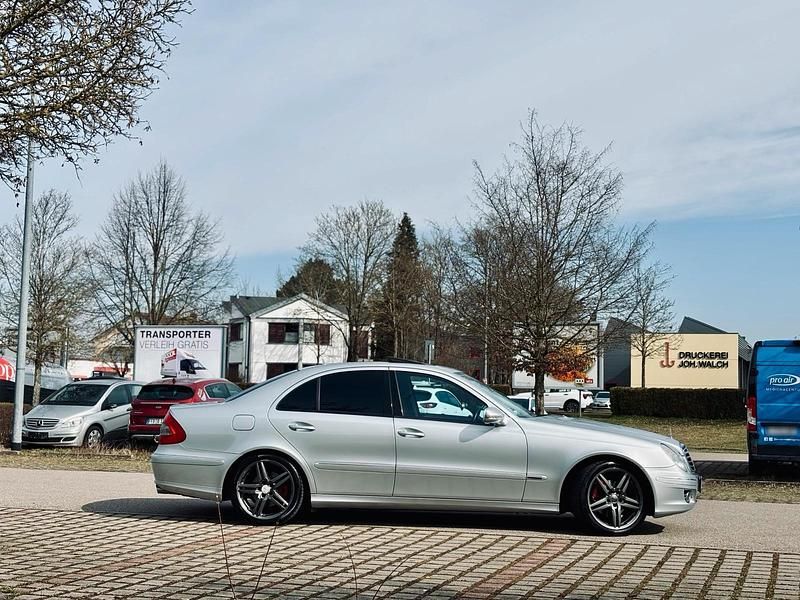 Gebraucht Mercedes E350 272 PS (200 kW) 2007 Silber Limousine