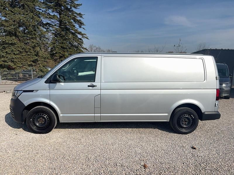 Gebraucht VW Transporter 150 PS (110 kW) 2022 Reflexsilber Van