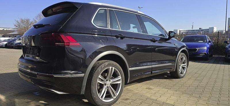 Gebraucht VW Tiguan Highline 239 PS (175 kW) 2017 Schwarz SUV