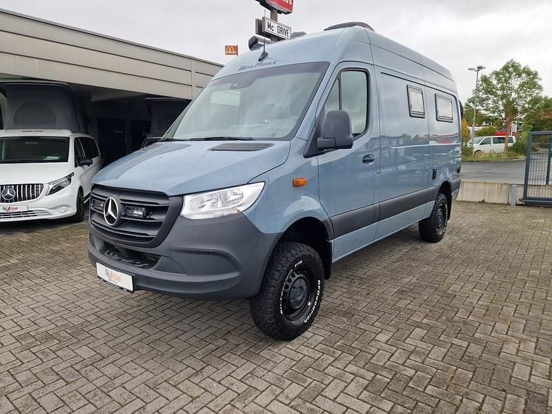 Gebraucht Mercedes Sprinter 190 PS (139 kW) 2024 7709 blaugrau Van
