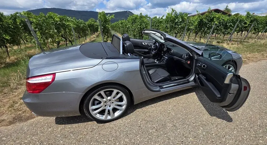 Gebraucht Mercedes SL500 435 PS (319 kW) 2012 Silber Cabrio