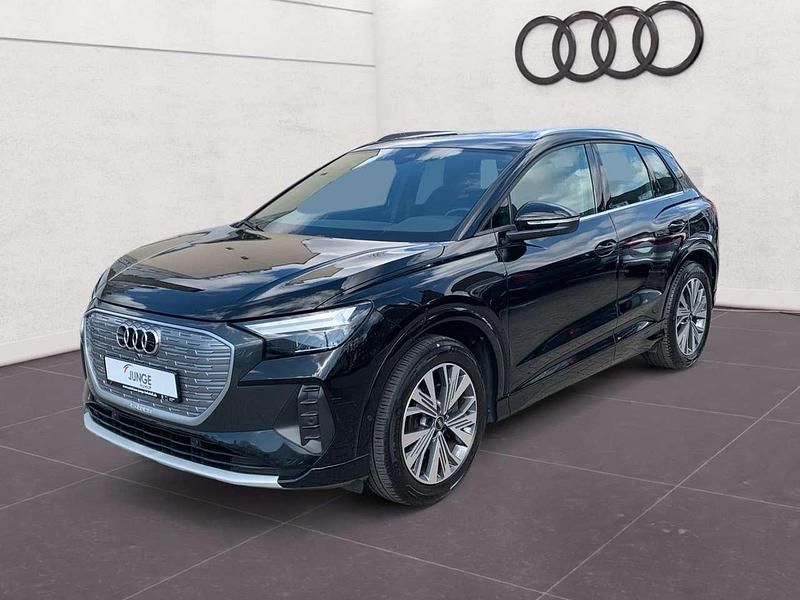 Gebraucht Audi Q4 e-tron Advanced 150 kW (204 PS) 2023 Mythosschwarz metallic SUV