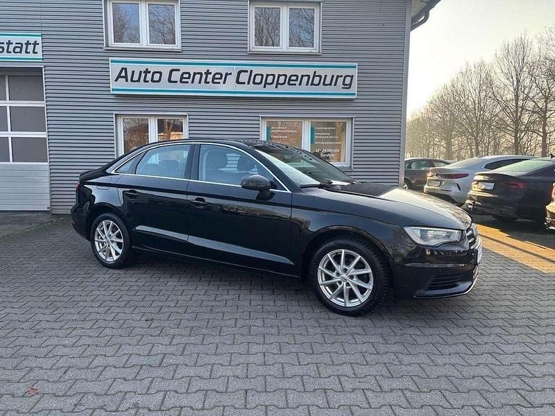 Gebraucht Audi A3 Ambiente 150 PS (110 kW) 2015 Schwarz Limousine