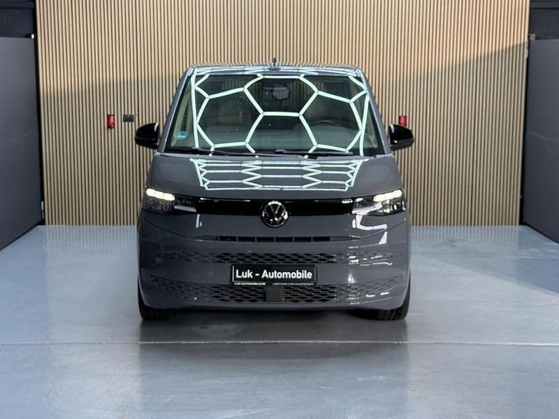 Gebraucht VW Multivan 150 PS (110 kW) 2022 Pure grey Van