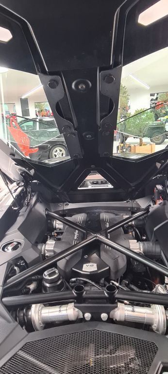 Gebraucht Lamborghini Aventador 700 PS (514 kW) 2015 Weiß Cabrio