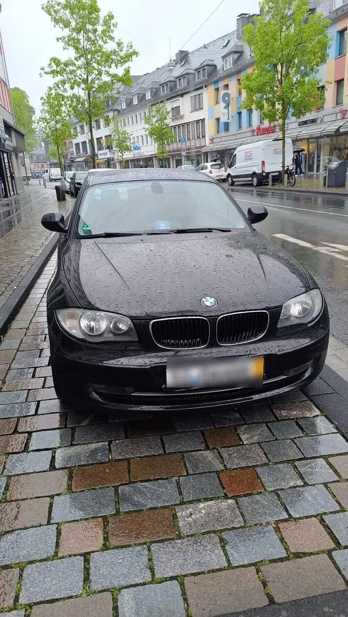 Gebraucht BMW 118 Coupé 143 PS (105 kW) 2010 Schwarz Coupé
