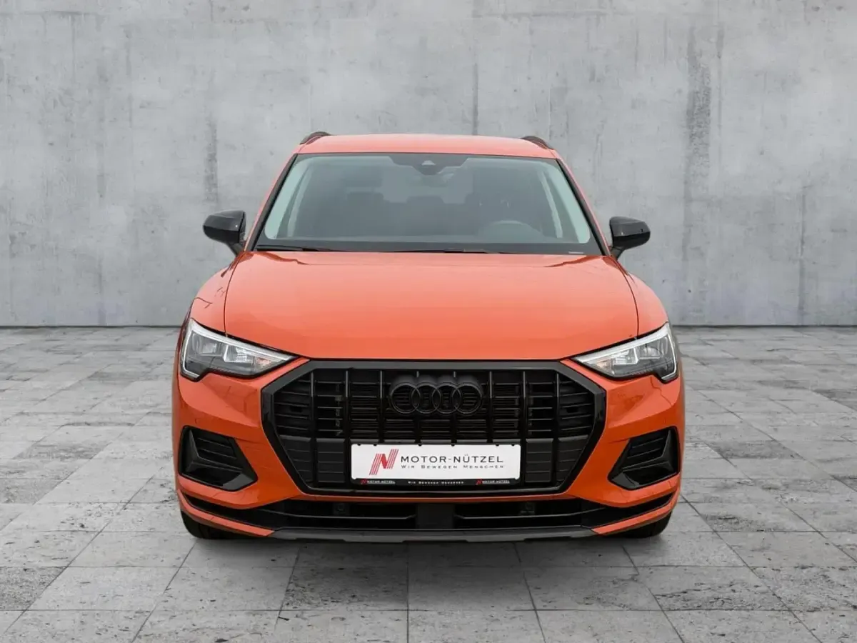 Gebraucht Audi Q3 Advanced 150 PS (110 kW) 2023 Pulsorange SUV