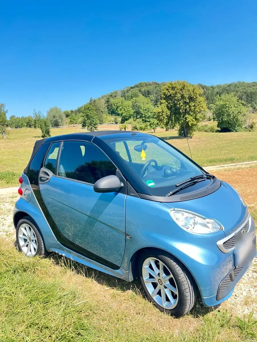Gebraucht Smart ForTwo Cabrio 71 PS (52 kW) 2014 Blau Cabrio