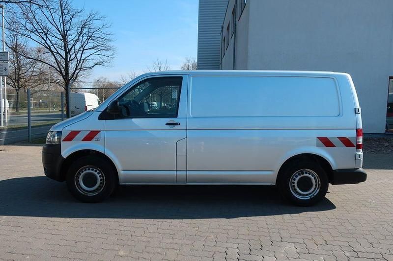 Gebraucht VW T5 140 PS (102 kW) 2014 Silber Van