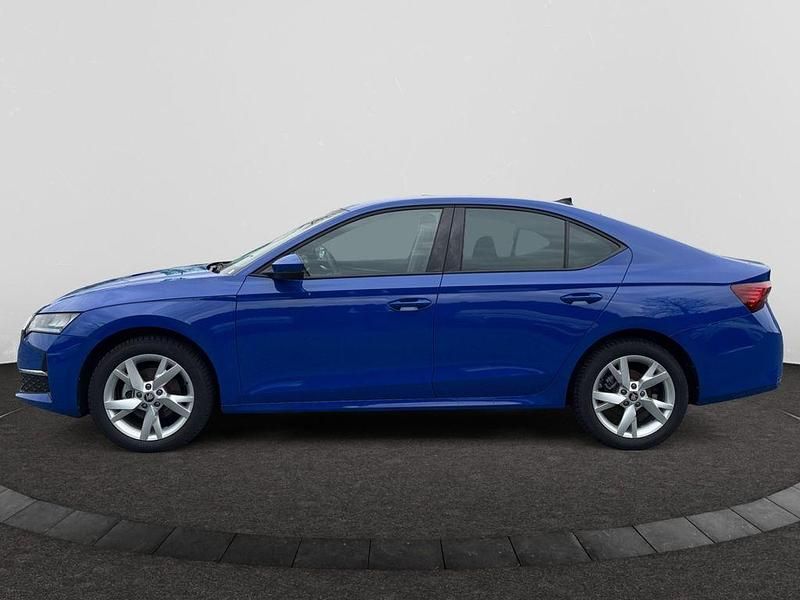 Gebraucht Skoda Octavia Selection 150 PS (110 kW) 2025 Blau Limousine