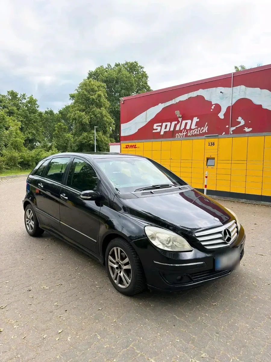 Gebraucht Mercedes B180 109 PS (80 kW) 2007 Schwarz Van / Kleinbus