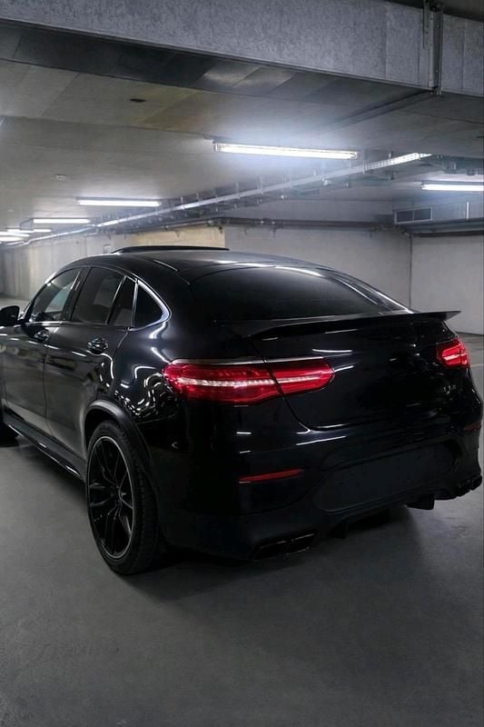 Gebraucht Mercedes GLC63 AMG AMG 476 PS (350 kW) 2018 Schwarz Coupé