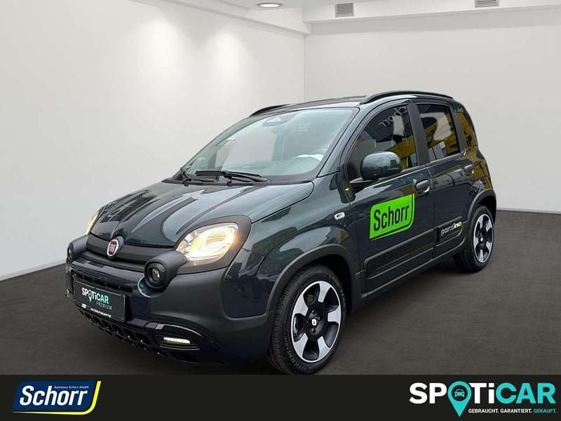 Foresta grün/schwarzes dach Gebraucht 2025 Fiat Panda Cross Cross Kleinwagen | 18.450 € (Teuer) - Bild 1/4