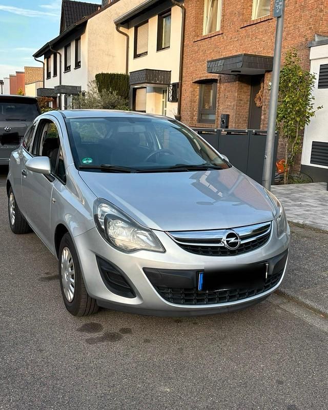 Silber Gebraucht 2013 Opel Corsa Kleinwagen | 3.590 € (Fairer Preis) - Bild 1/4