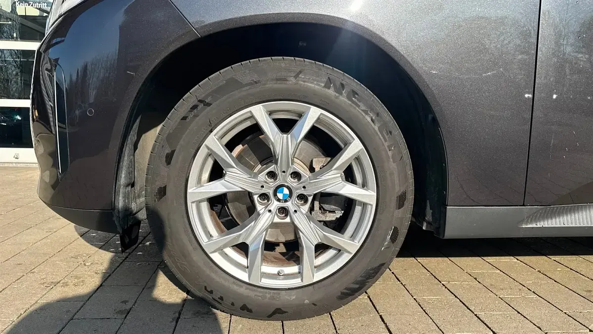 Gebraucht BMW X3 Efficient Dynamics 197 PS (144 kW) 2025 Sophistograu brillanteffekt SUV