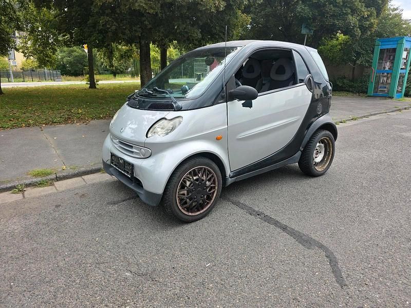 Silber Gebraucht 2002 Smart ForTwo Coupé Coupé | 1.250 € (Fairer Preis) - Bild 1/4