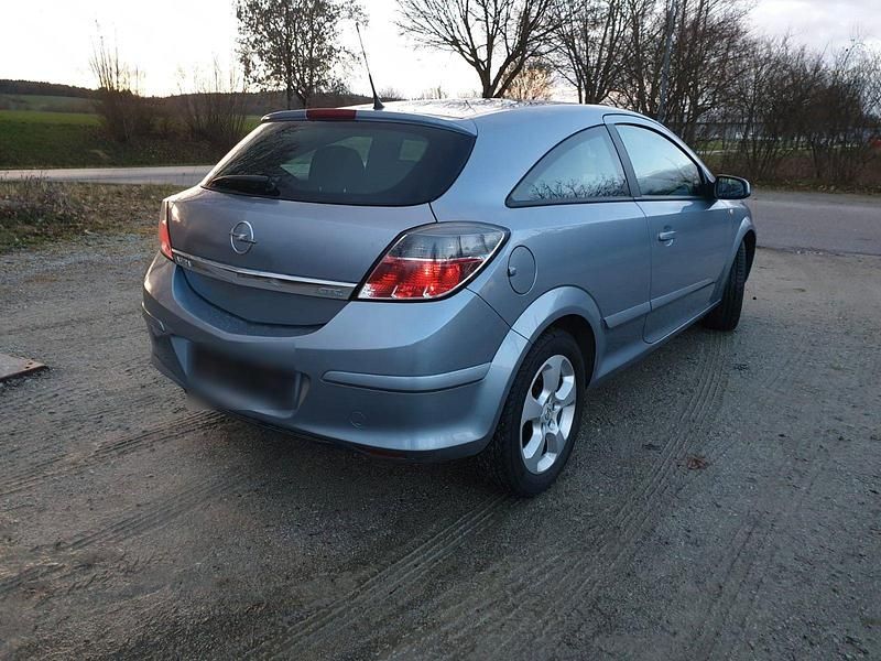 Gebraucht Opel Astra GTC 125 PS (91 kW) 2005 Coupé