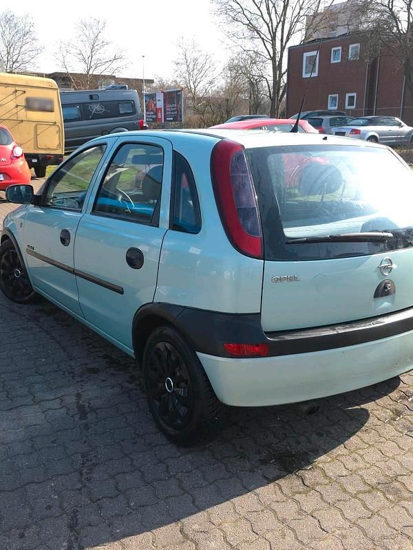 Gebraucht Opel Corsa Comfort 99 PS (72 kW) 2001 Grün Kleinwagen