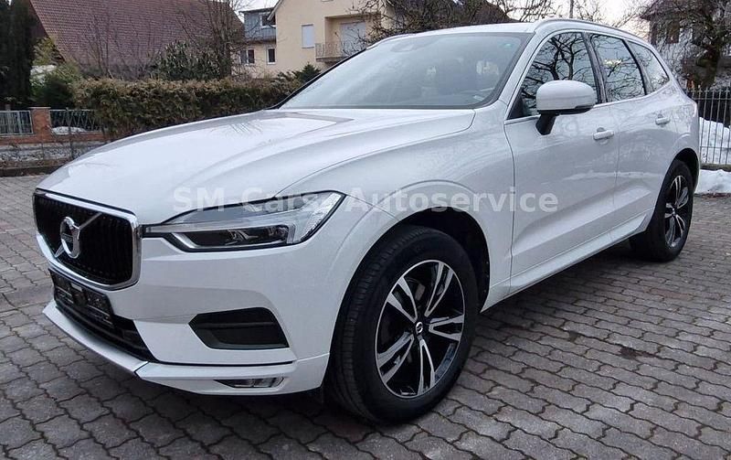 Gebraucht Volvo XC60 Momentum 190 PS (139 kW) 2020 Weiß SUV