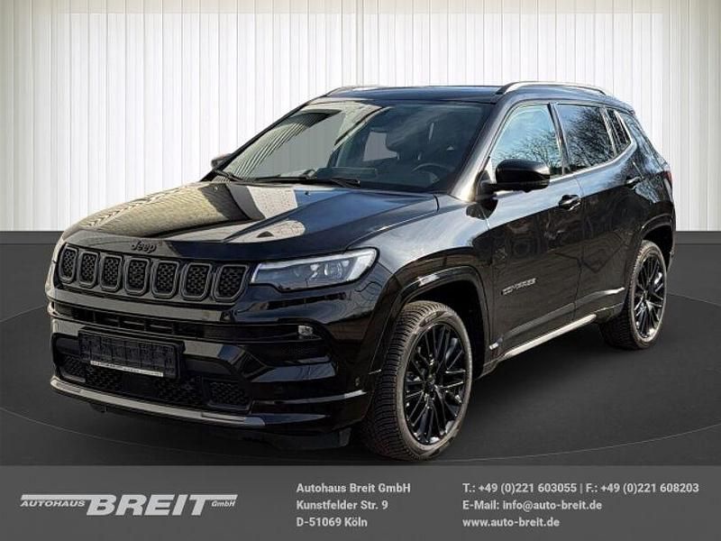 Gebraucht Jeep Compass 131 PS (96 kW) 2024 Black clear coat SUV