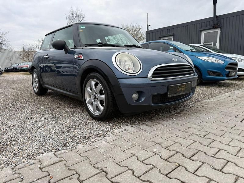 Gebraucht Mini Cooper 75 PS (55 kW) 2010 Blau Kleinwagen