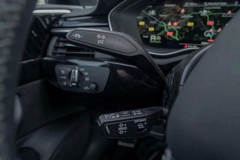 Gebraucht Audi A4 S-Line 204 PS (150 kW) 2023 Weiß Kombi