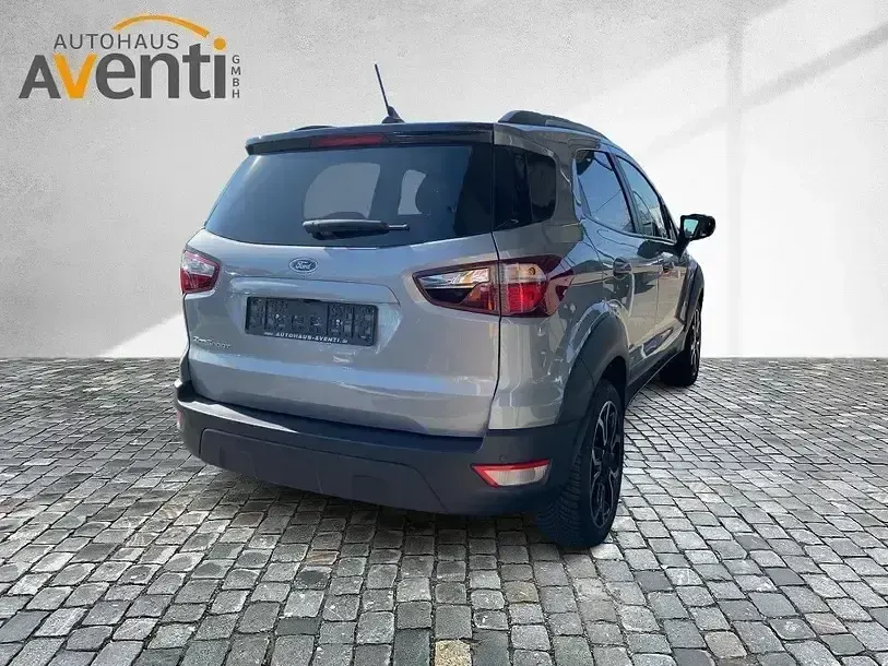 Usado Ford Ecosport Active 125 CV (91 kW) 2021 Plateado SUV