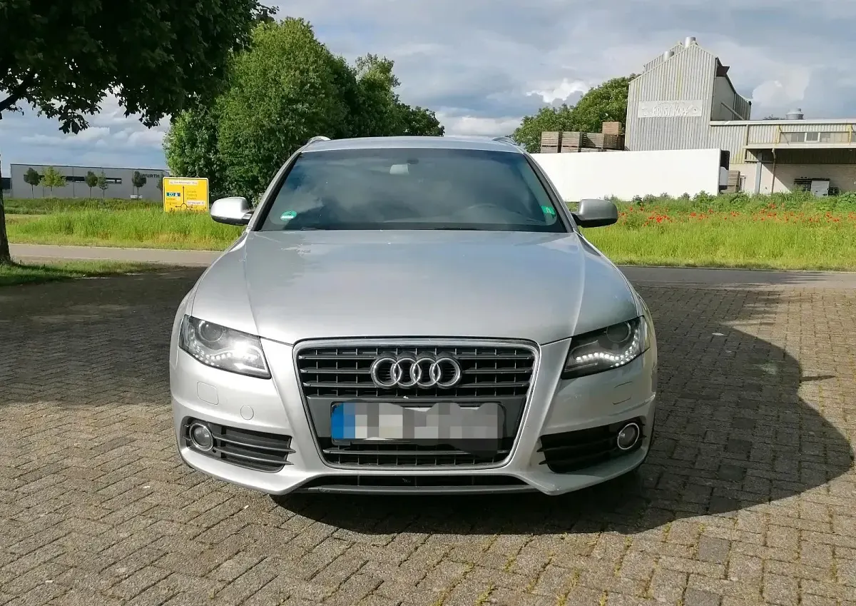 Gebraucht Audi A4 S-Line 190 PS (139 kW) 2010 Silber Kombi