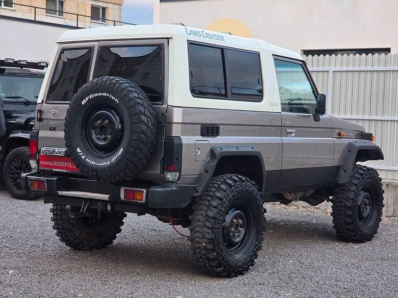 Gebraucht Toyota Land Cruiser 131 PS (96 kW) 2000 Grau SUV