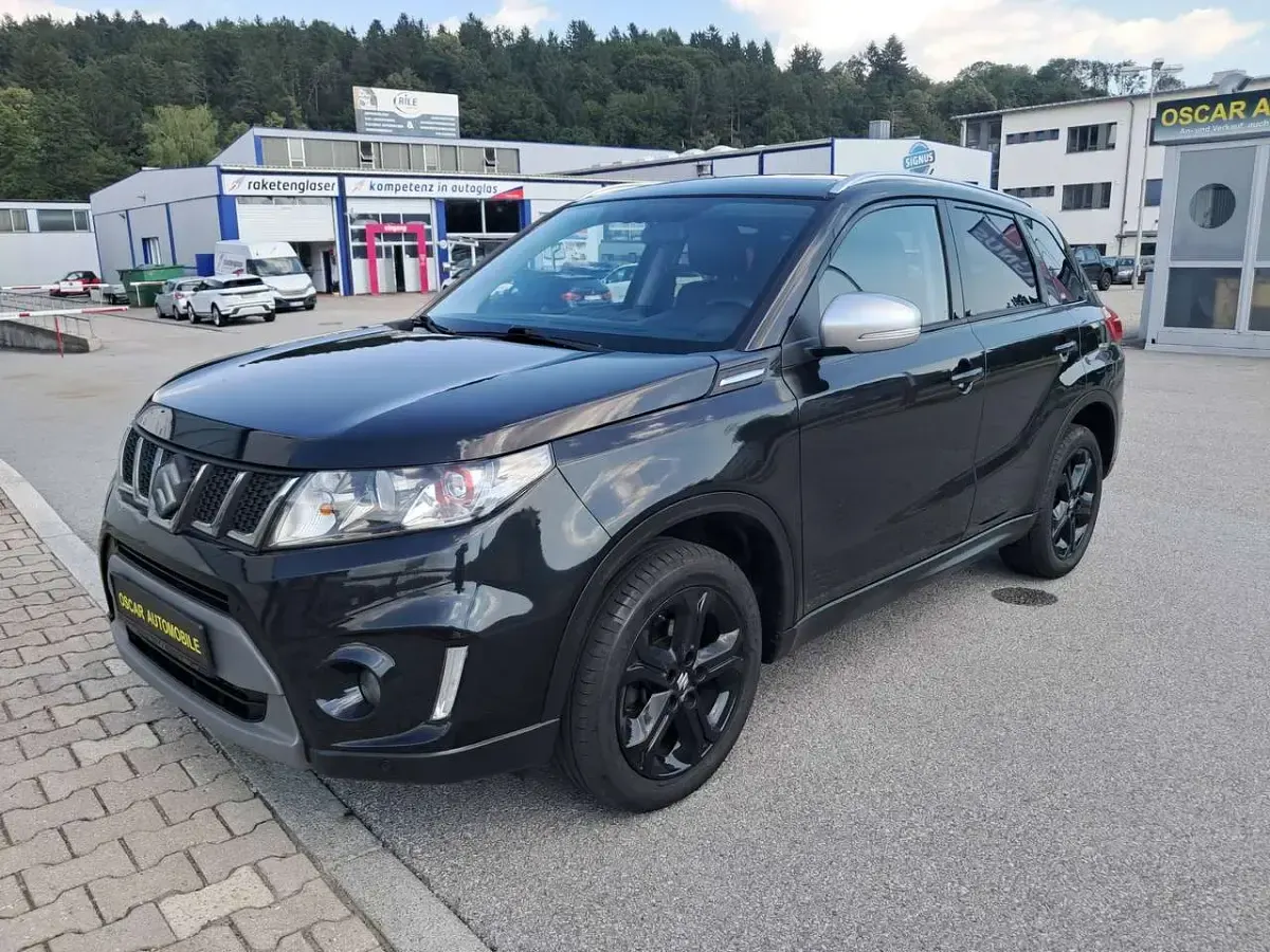 Gebraucht Suzuki Vitara 140 PS (102 kW) 2017 Other SUV